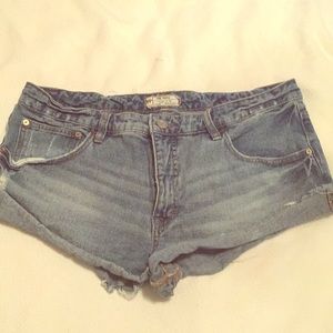 Mid rise free people denim shorts